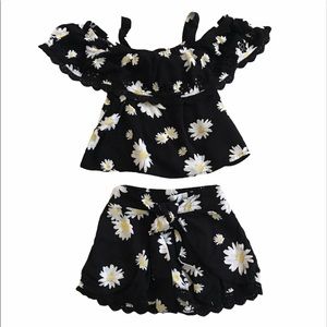 Justice Daisy Print Top and Tulip Shorts Set